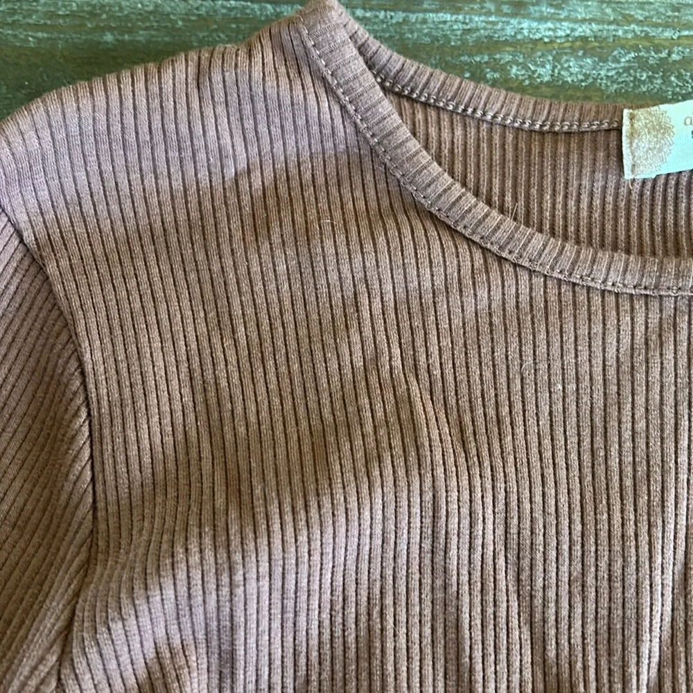 Alter’d State Sz S Ribbed Top - Picture 3 of 3